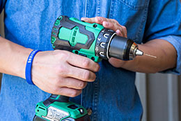 Easy-to-use cordless drill